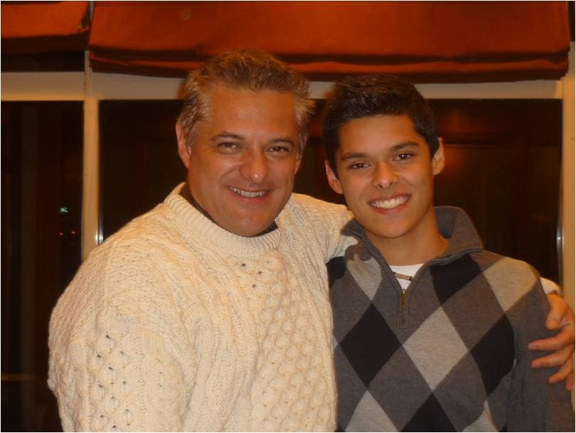 Uno de los chicos más lindos de La Banda sin duda. Mauricio busca triunfar y lograr que su padre esté orgulloso de él.