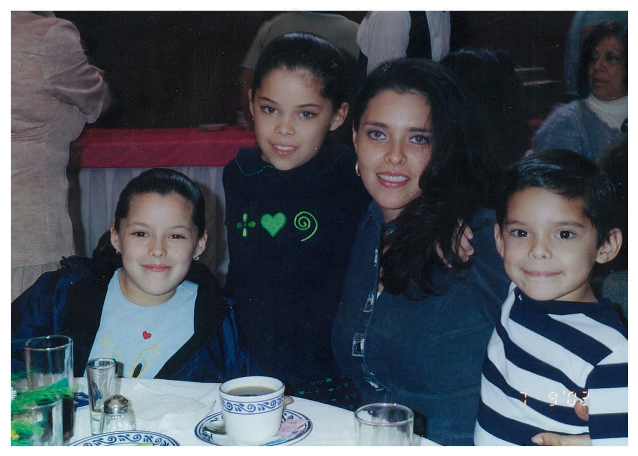 Uno de los chicos más lindos de La Banda sin duda. Mauricio busca triunfar y lograr que su padre esté orgulloso de él.