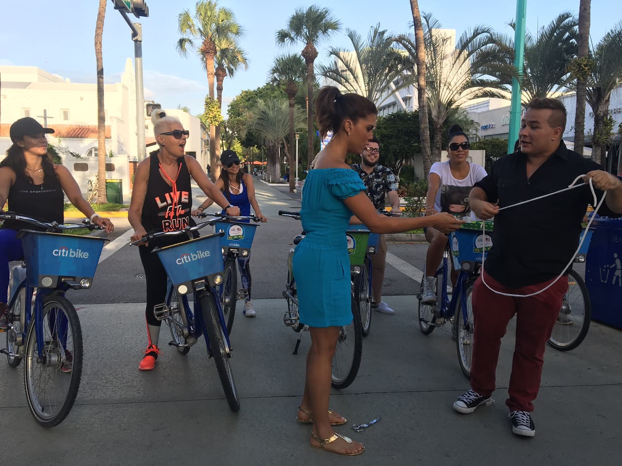 Dylan nos sorprendió con un poco de magia callejera.