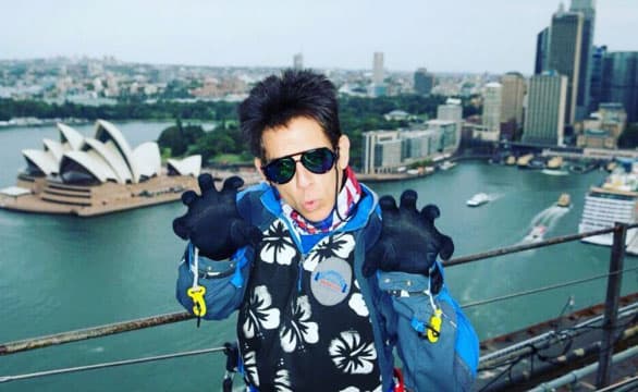 En Australia mostrando su nueva pose: "koala"