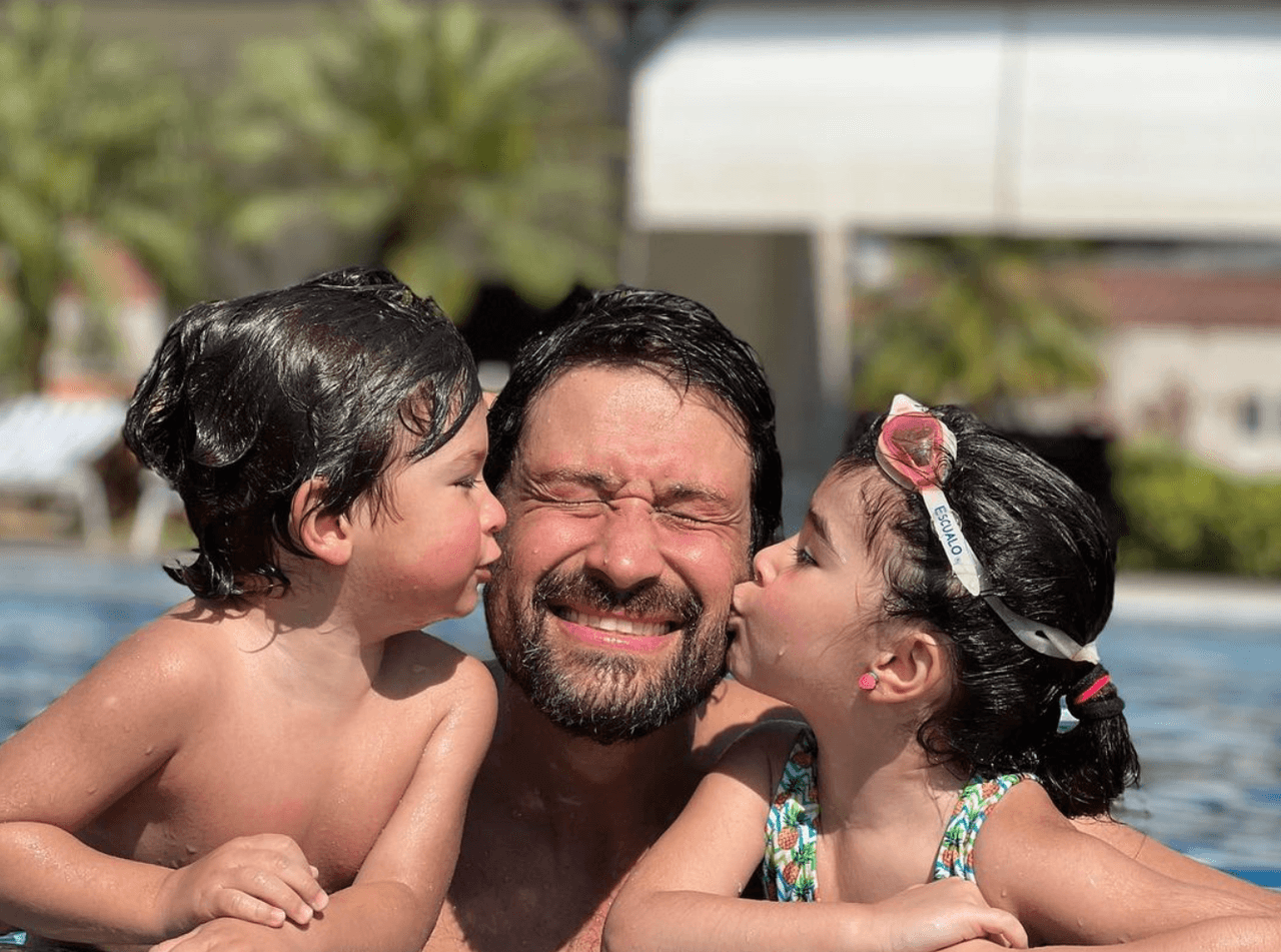 Laura y Nazareno se conocieron en una fiesta en la casa de Facundo, pues ambas celebridades son buenos amigos.
