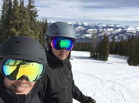 Karla y Emerson nos dan los buenos días desde Colorado. (3 de marzo, 2016)