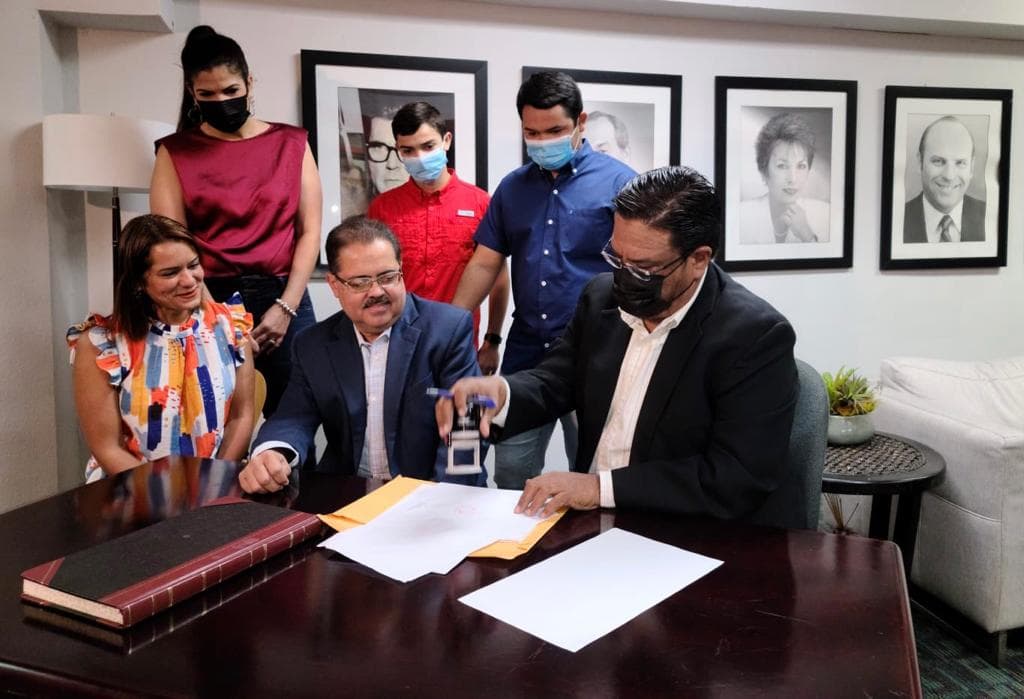 “Mi labor será unir al partido y prepararlo para ganar en el 2024”: José Luis Dalmau formaliza su candidatura para presidir el PPD