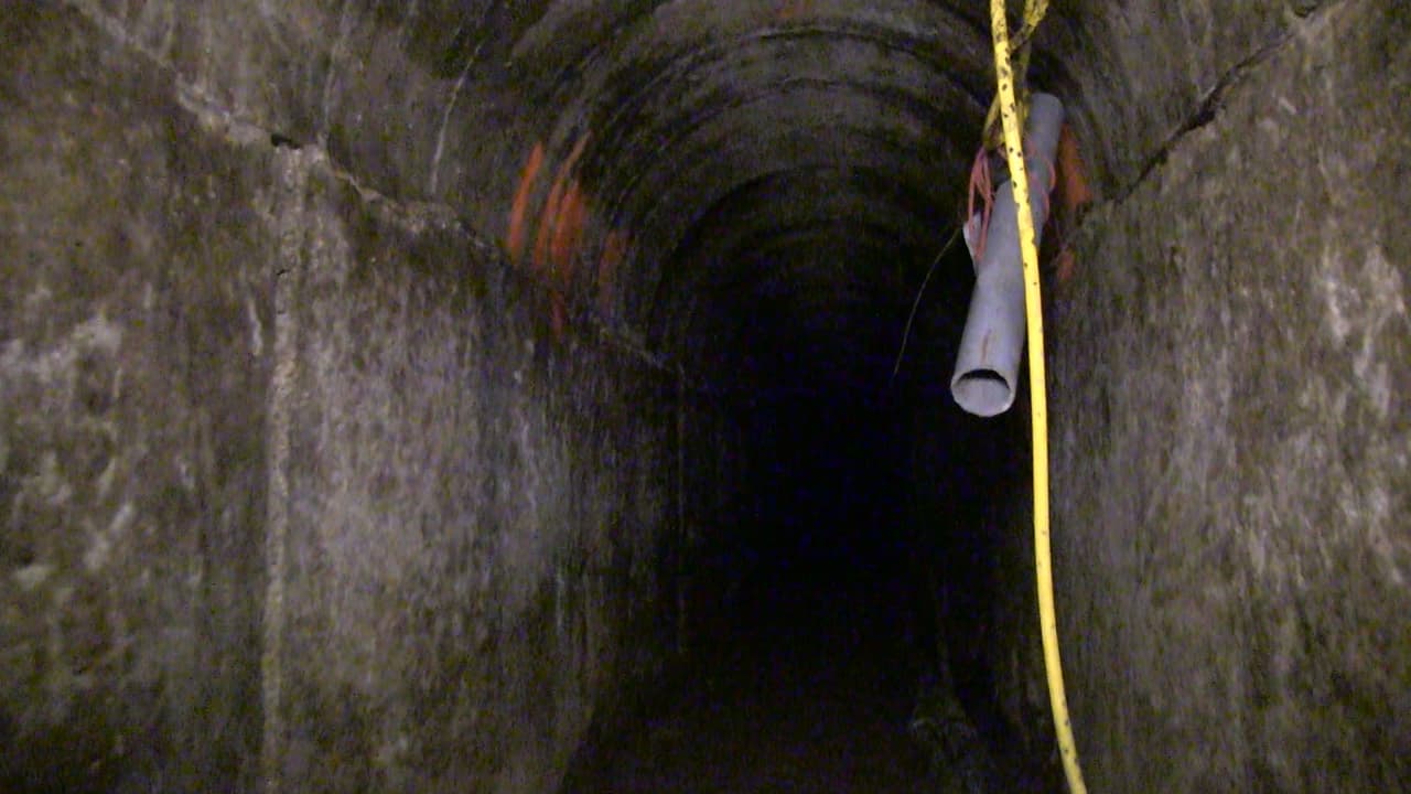 Este es el primer túnel transfronterizo descubierto en Arizona en 1990. Las paredes están hechas de concreto.