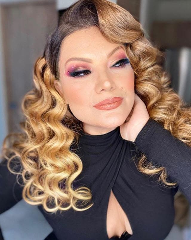 Esto ha afectado su calidad de vida y la cantante no puede hacer mucho al respecto, hasta ahora la medicina no tiene la cura y progresivamente seguirá perdiendo la vista.