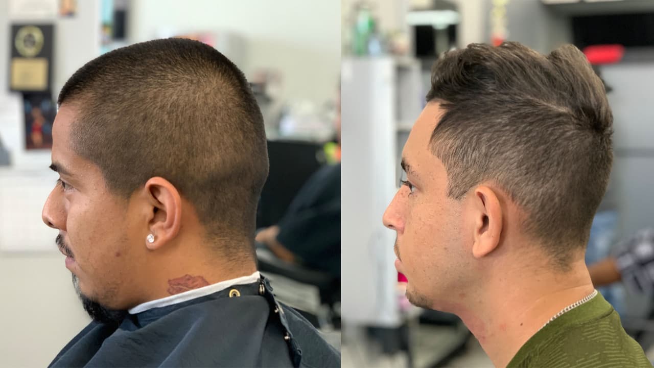 Así lucían Pedro y Bryan antes de su corte de cabello. Ambos llegaron con la idea de un corte diferente.