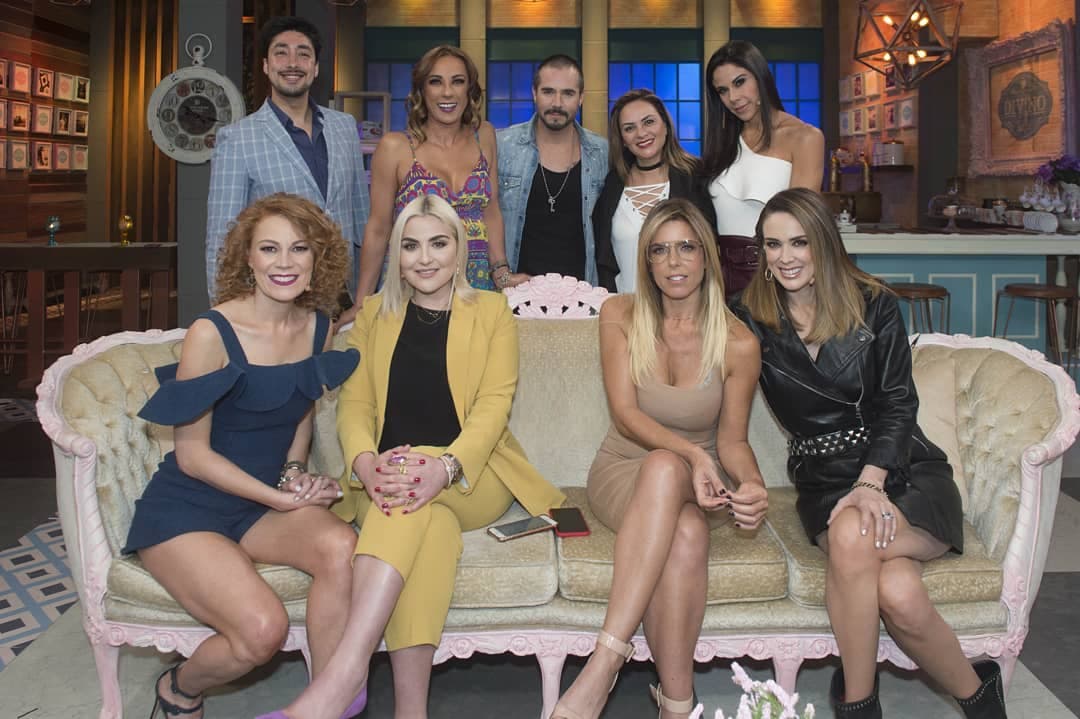 "Llevo como cinco parejas: Jacky, Ludwika y otras más", dijo Maki durante su participación en el programa.