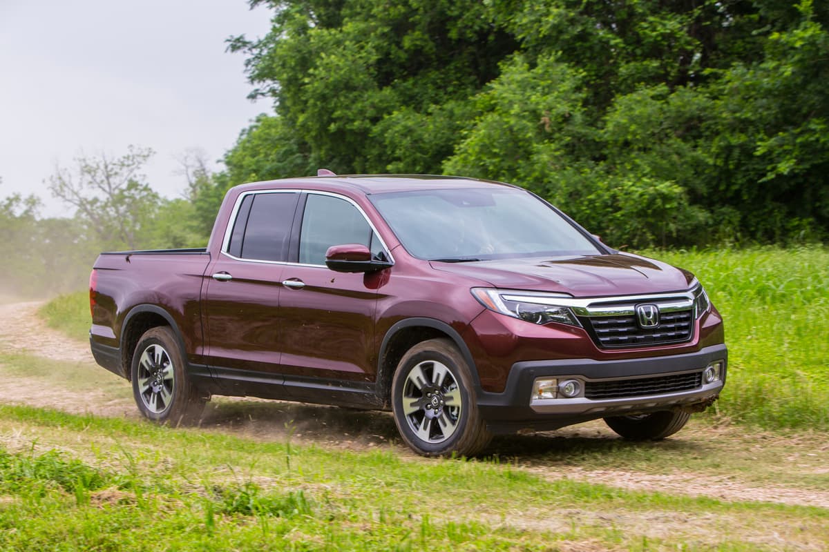 <b>Puesto 10: </b>La 
<b>Ridgeline</b> es el 
<b>único</b> modelo de 
<b><a href="http://www.univision.com/noticias/honda">Honda</a></b> en este ranking, con un índice de crecimiento de ventas absolutamente espectacular, de un 3,680%. De vender 518 unidades en 2015, la marca saltó a 
<b>19,582</b>, para posicionar esta pickup entre las 10 más comercializadas.