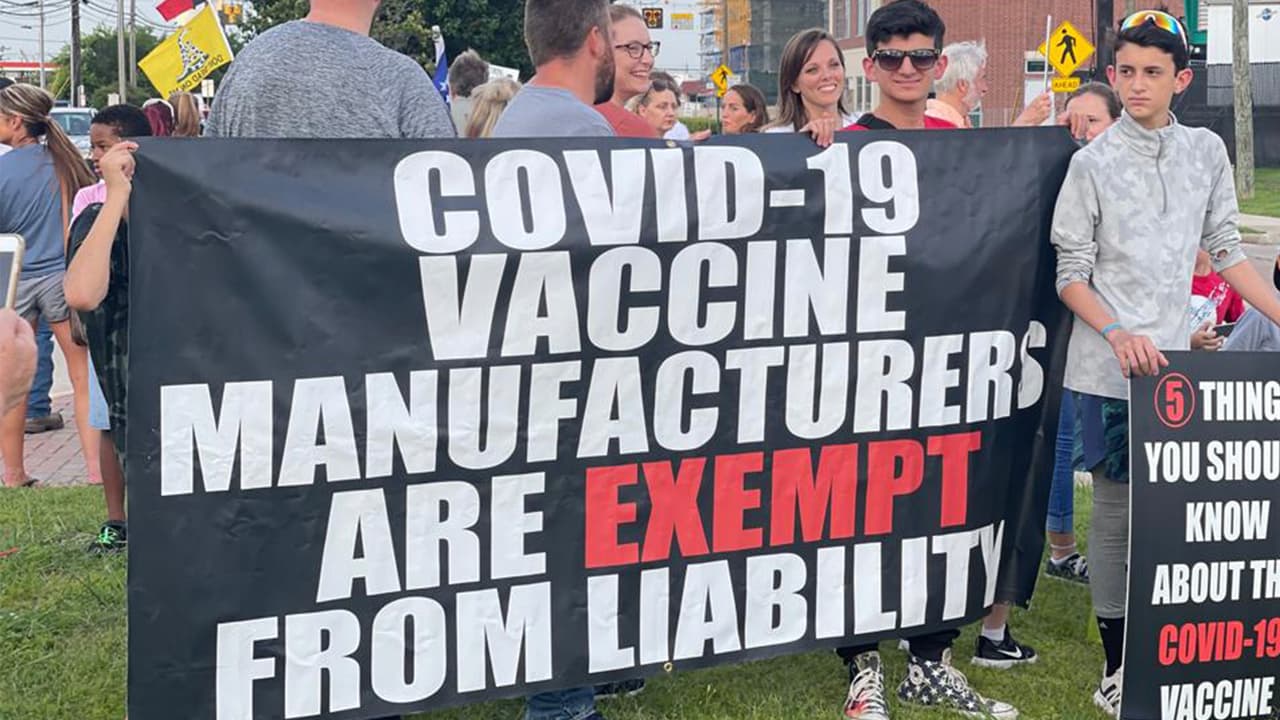 Los trabajadores estarán 14 días suspendidos sin recibir su pago por 
<a href="https://www.univision.com/local/houston-kxln/protestas-en-contra-del-hospital-metodista-de-houston-por-exigir-la-vacuna-contra-el-coronavirus-a-sus-trabajadores-video">incumplimiento de la política del hospital</a>, según se informó en un comunicado.