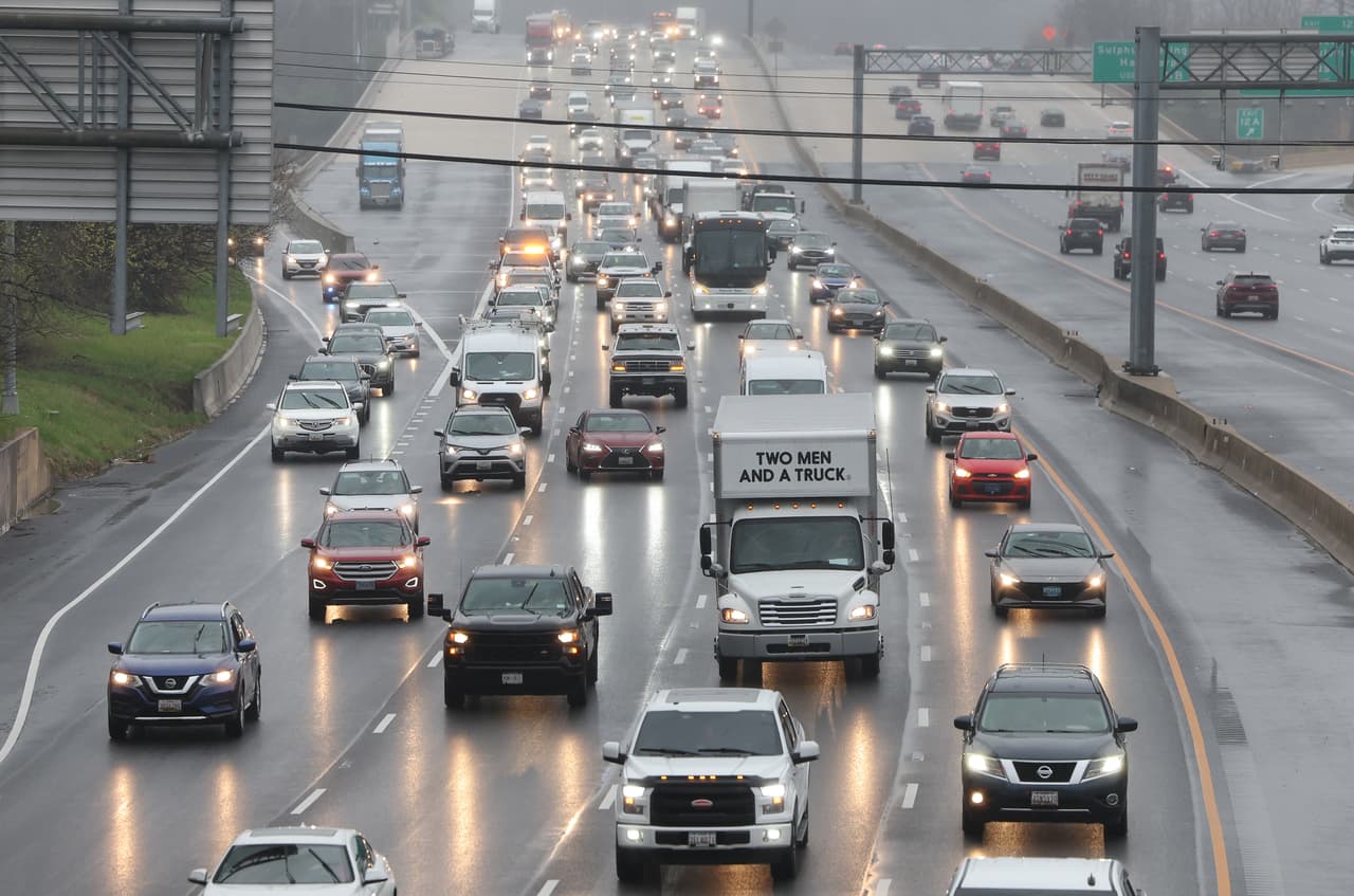 El cierre de la vialidad ya se ha traducido en mucho más tránsito en las vías alternas.