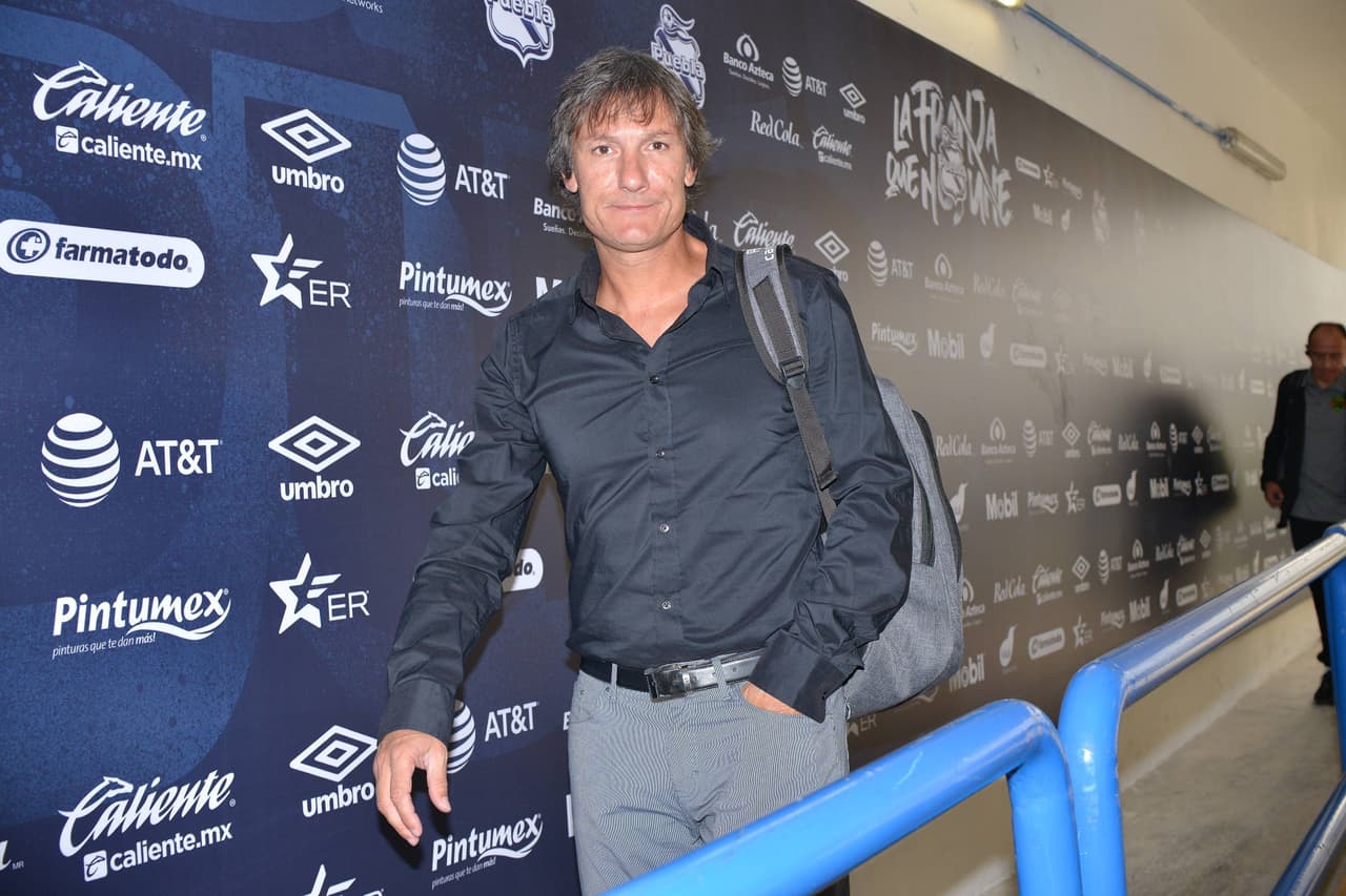 Gabriel Caballero, ex-futbolista argentino que se naturalizó mexicano. Jugó para el Pachuca y actualmente es entrenador de Juárez FC.