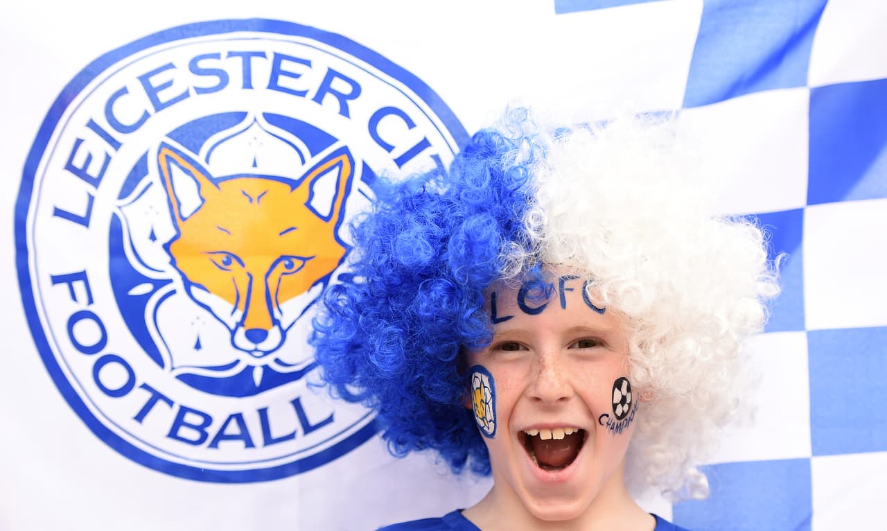 El Leicester vivió un día de fiesta celebrando su campeonato de la Premier.