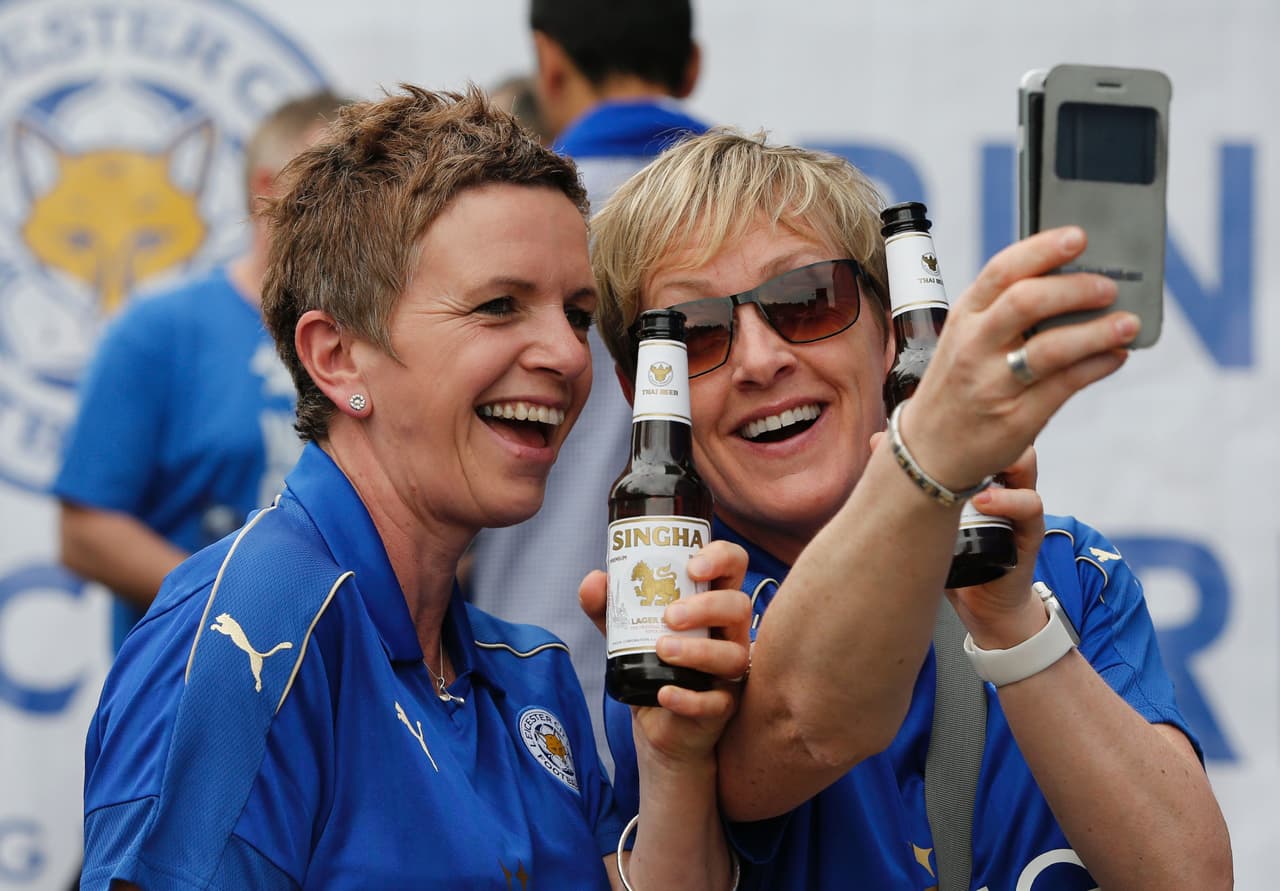 El Leicester vivió un día de fiesta celebrando su campeonato de la Premier.