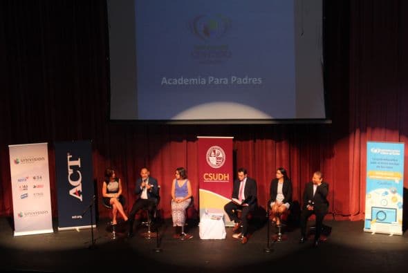 Miles se dieron cita en la séptima edición de la Feria de Educación que se festejó en Cal State Dominguez Hills. Te compartimos fotos de la concurrida celebración escolar.