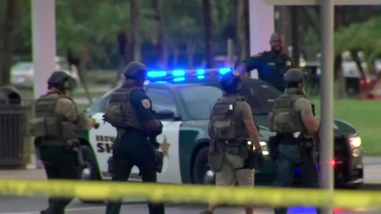 El estallido de un globo fue la causa del pánico en un centro comercial de Boca Raton