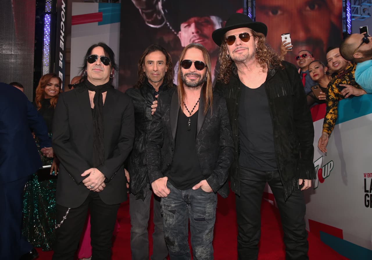 En 2015 llegó 'Cama Incendiada', el que hasta el momento ha sido su último disco.
<br>De él se desprendieron los temas 'La Prisión', 'Ironía' y 'Mi Verdad', tema que interpretaron junto a Shakira.