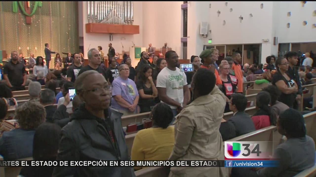 Alcalde Eric Garcetti fue blanco de críticas durante foro en el sur de Los Ángeles 