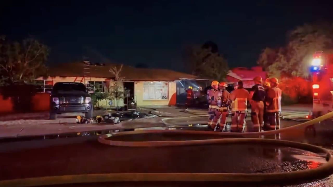 Bebé es hospitalizado en estado crítico después de que se incendiara su casa