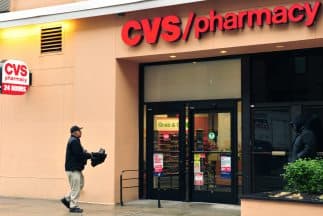 Farmacias CVS dejarán de vender tabaco
