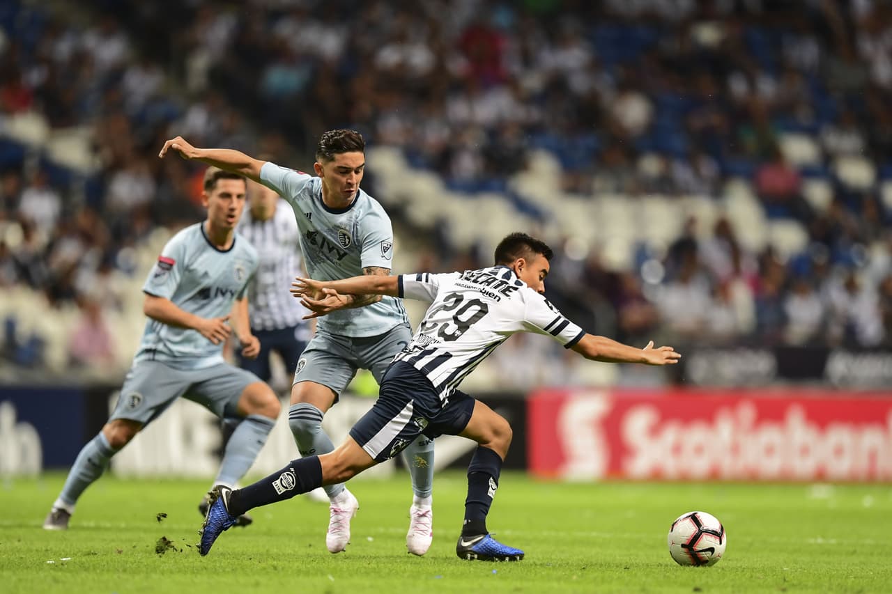 Pero el gol no relajó a Monterrey sino todo lo contrario, se engalló el equipo dirigido por Diego Alonso y buscó hacerle daño a un desconcertado equipo de KC.
