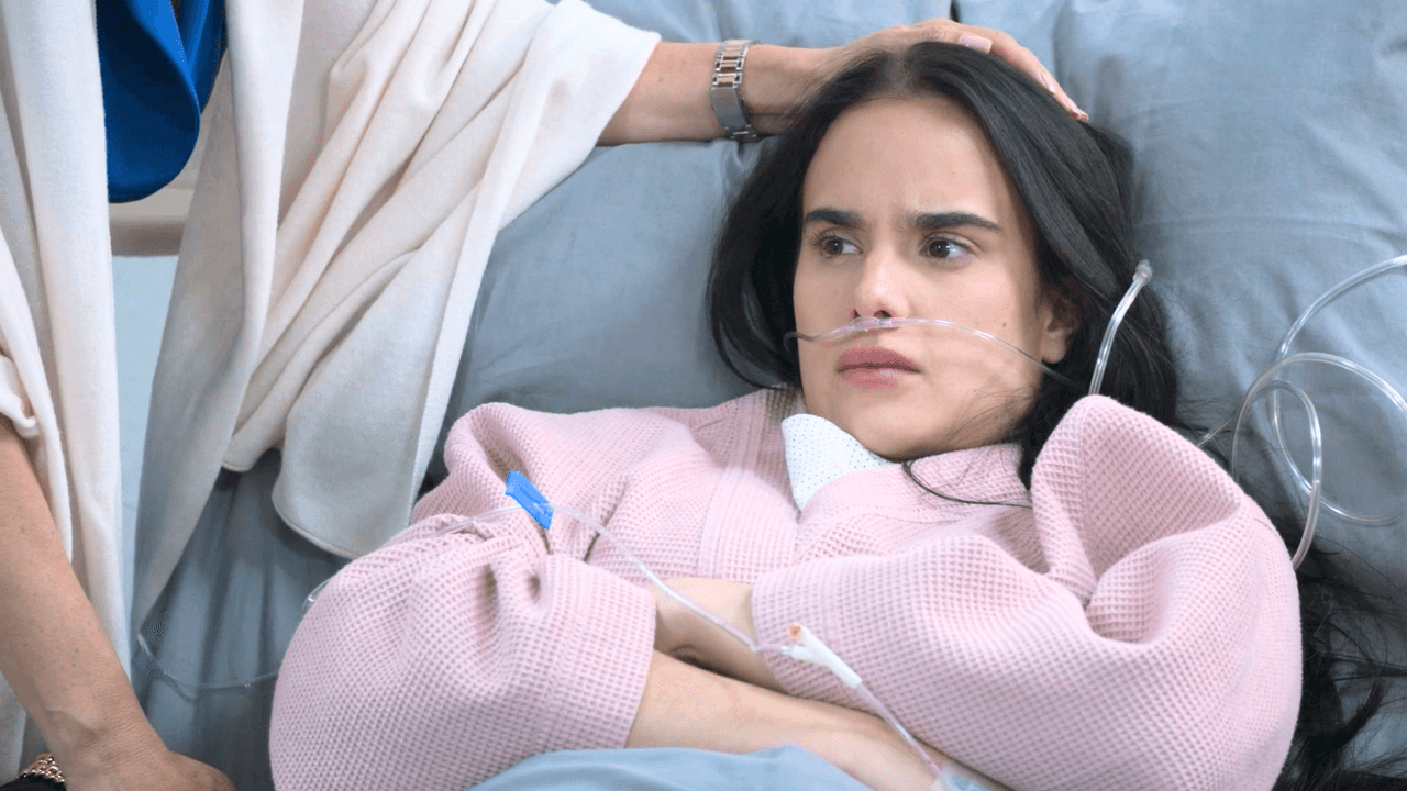 Catalina es hospitalizada por culpa de Omar | Corazón De Oro | Capítulo 40