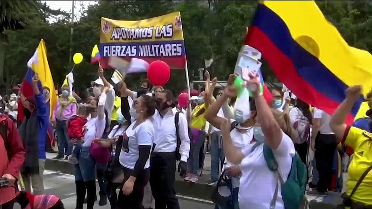 Continúan las protestas contra el gobierno de Iván Duque en el Día de la Independencia de Colombia
