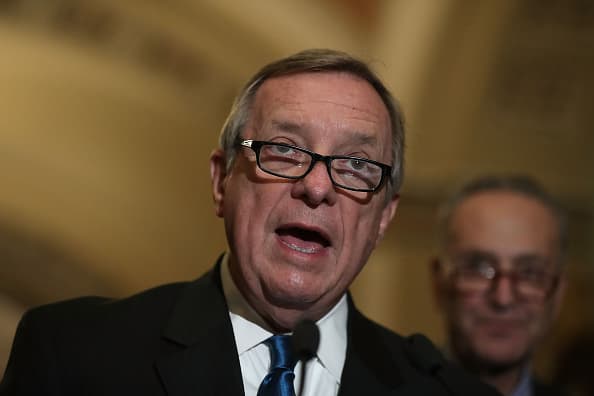 Senador Durbin defiende su proyecto de ley del Bridge Act