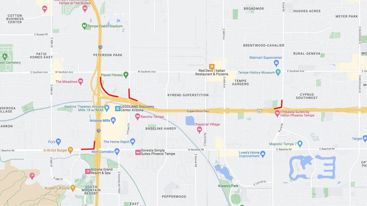 <b>US 60</b>
<br>La rampa de la US 60 en dirección oeste (Superstition Freeway) hacia la I-10 en dirección oeste en Tempe, estará cerrada desde las 10 p.m. del viernes, hasta las 4 a. m. del lunes.
<br>
<br>La rampa de entrada de la US 60 en dirección oeste en Rural Road, y la rampa de salida en Priest Drive estarán cerradas también.
<br>
<br>
<b>Rutas alternas</b>
<br>Considere rutas alternativas como el Loop 202 en dirección oeste (Red Mountain Freeway) para llegar al aeropuerto Sky Harbor y otros destinos.