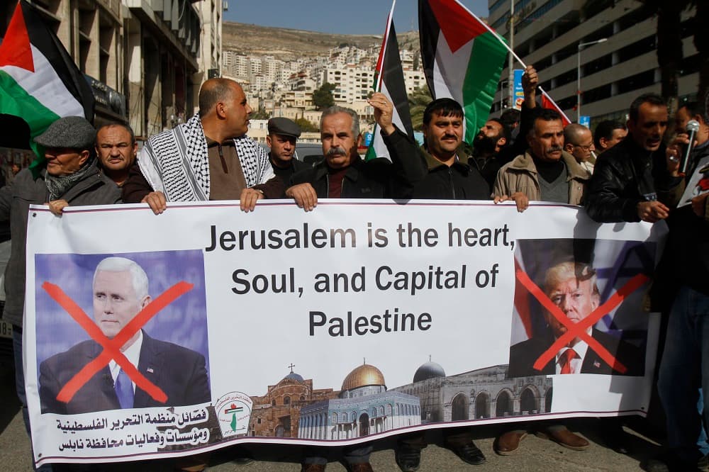 Pence anuncia que la embajada estadounidense en Jerusalén abrirá en 2019