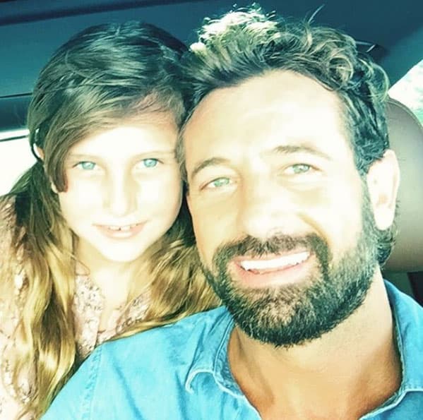 Elissa Marie es la mayor, tiene ocho años de edad y se parece mucho a su papá.