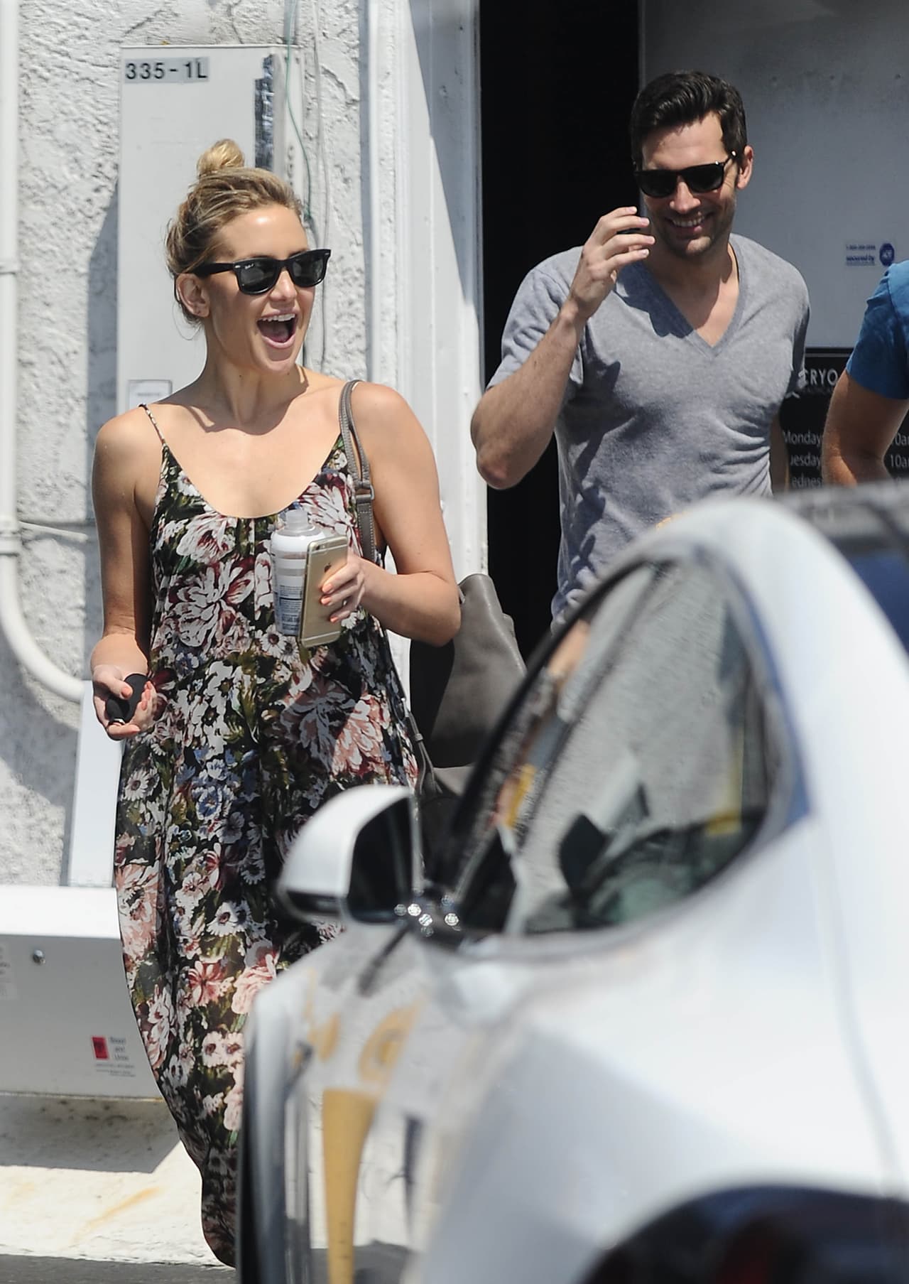 Kate Hudson salió de un spa con este chico misterioso. ¡Te atrapamos!