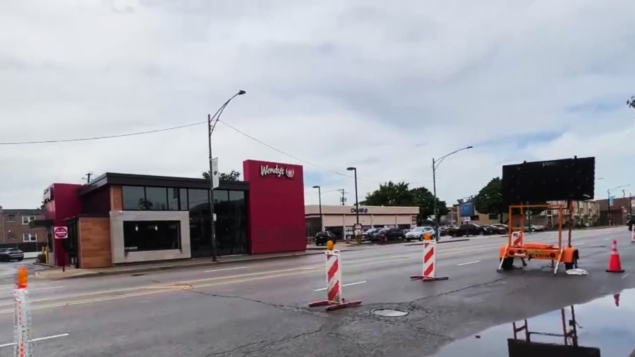 Trágico accidente: Ciclista pierde la vida tras chocar con un camión en Garfield Ridge