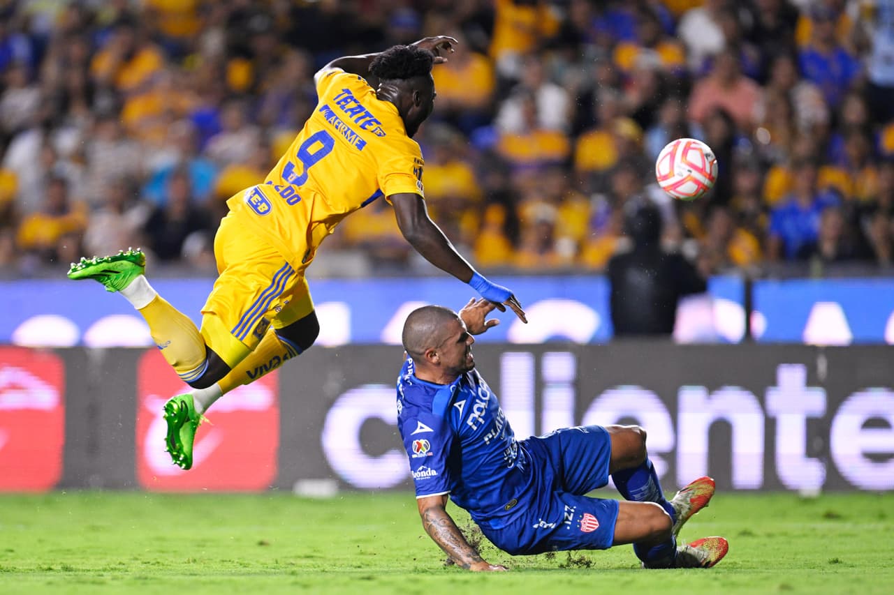 Tigres y Necaxa no pasaron del empate sin goles en un encuentro en el que hubo pocas llegadas de peligro.