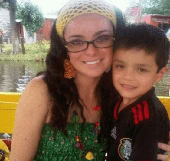 La actriz de 36 años se embarazó a los 18 años y puso fin a la relación con el padre de su hijo después de sufrir una serie de abusos y maltratos psicológicos
<br>