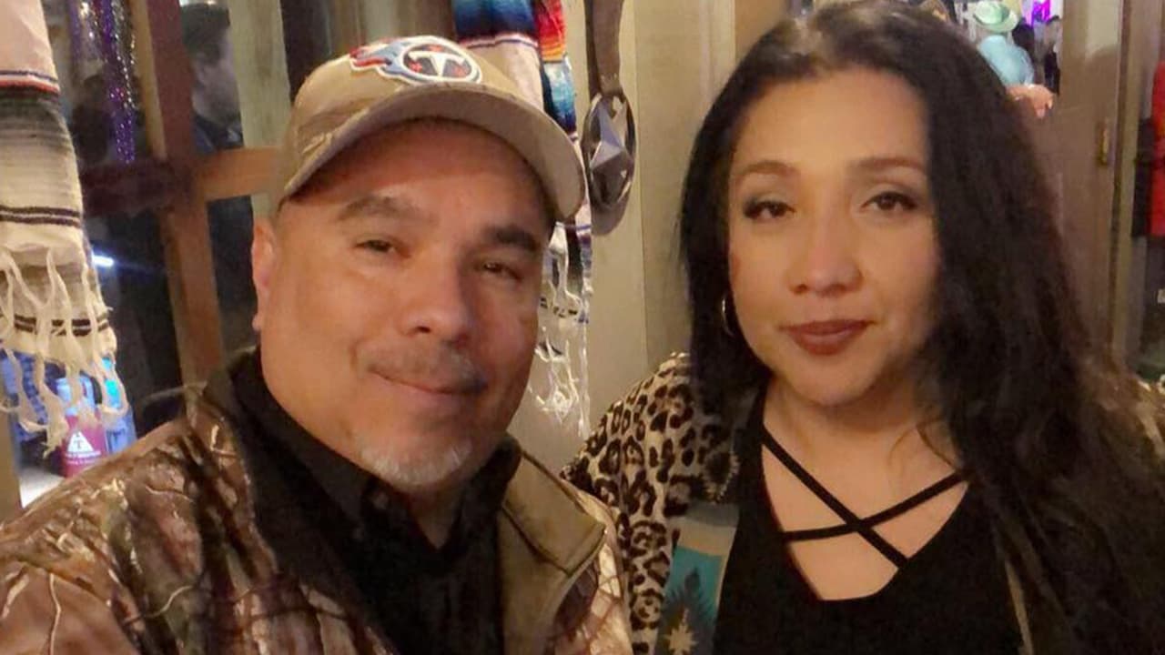 López indica que considera que el hombre pudo haber recibido el tratamiento de Ecmo, que cree, pudo haberle salvado la vida.