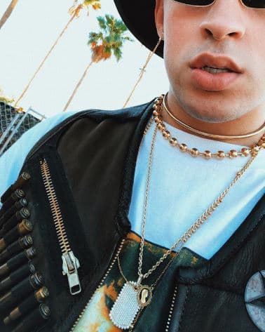 "[...] Mi mente no concibe el tiempo que estamos viviendo. ¿Será que llegará el tiempo en ya nadie quiera aprender y solo tratarán de versar palabras indecentes; ¿el denigrar a la mujer será su mayor logro, y cerrarán nuestra escuelas? O perdón... ¡Sí, esto está pasando! [...]", continuó.