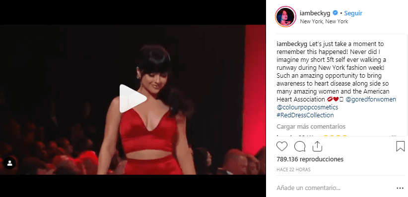 “Nunca me imaginé que con mis 5 pies (refiriéndose a su estatura de 1.52 metros) estaría caminando por una pasarela durante la Semana de la Moda en Nueva York”, confesó.
<br>