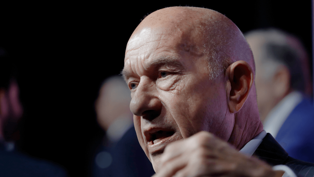 <h2 class="cms-H2-H2">John Whitmire, alcalde de Houston</h2>
<br>“La congresista Sheila Jackson Lee fue una servidora pública dedicada y una defensora de sus electores. A pesar de su enfermedad, trabajó tan duro como pudo durante el mayor tiempo posible para el Distrito 18 del Congreso [...] Pido a los habitantes de Houston que se unan a mí para orar por su esposo, sus hijos, sus nietos y su familia extendida. Que descanse en paz".