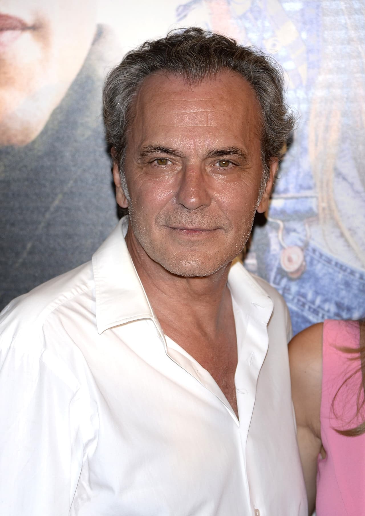 El reconocido actor español, ganador del Premio Goya, llega a la pantalla de UniMás en El Príncipe como el apuesto y veterano policía Fran ¿Dejarías que te capture?