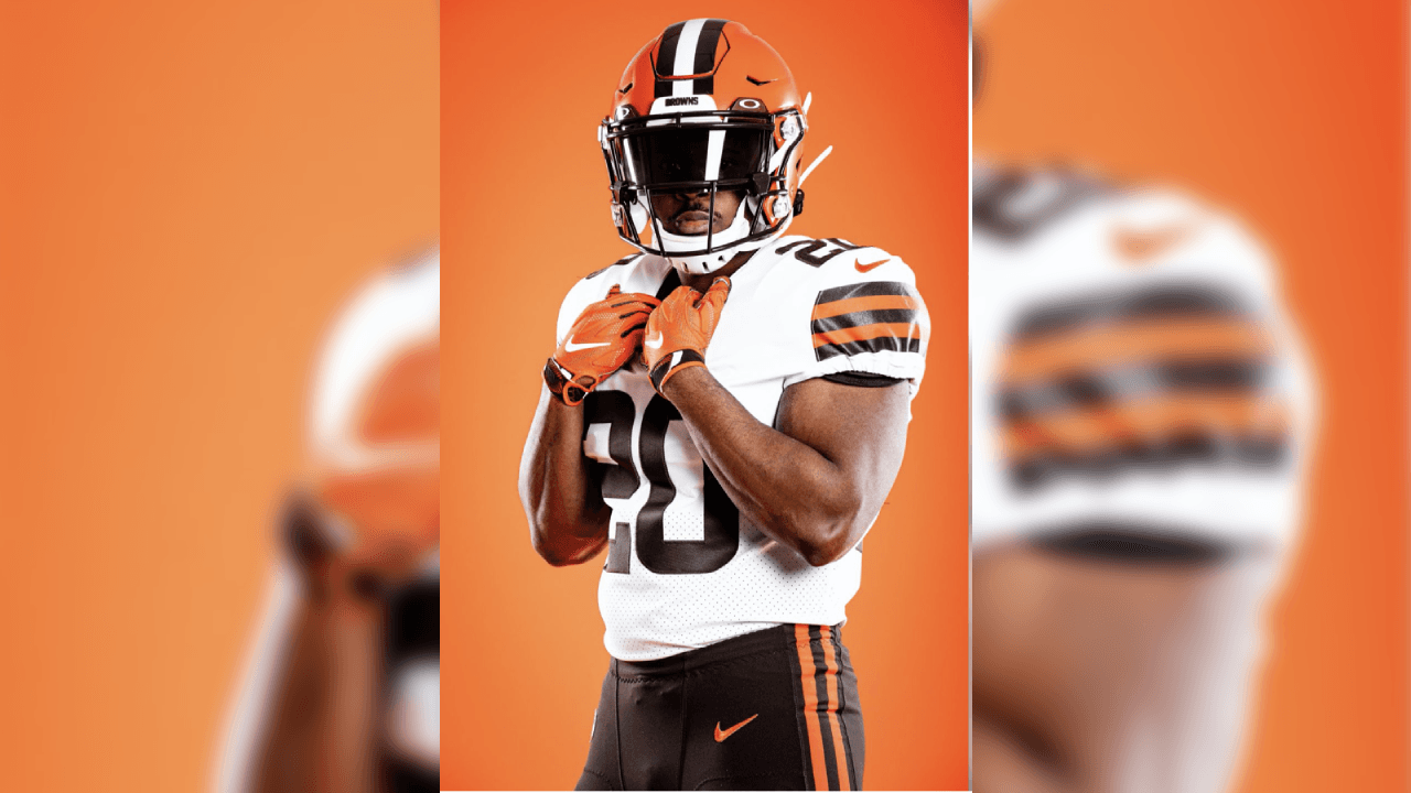 Así luce la nueva imagen de los Browns, con algunos ajustes en las combinaciones y cambio de tipografía de los números.
