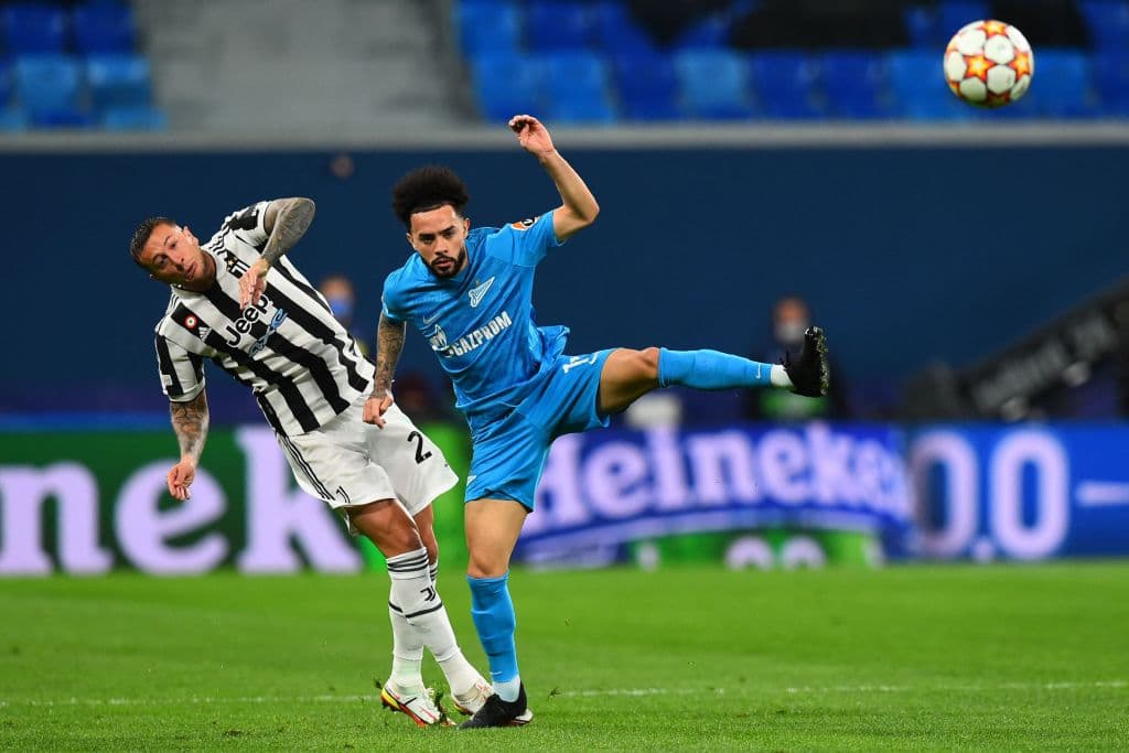 Juventus sale victorioso de visita 0-1 frente al Zenit, Sevilla consigue un punto en su visita al Lille OSC y el Villarreal logra vencer fácilmente 1-4 a los Young Boys.