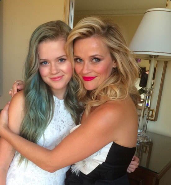El parecido entre Reese Witherspoon y su hija Ava es muchísimo.