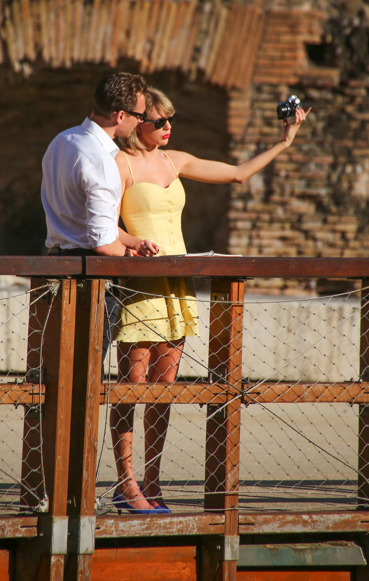 ¿La cantante habrá borrado las fotitos de su amorío?