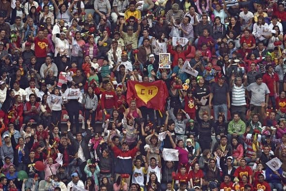 Algunos llevaban banderas de su super héroe: El Chapulin Colorado. ¡Y ahora, ¿quién podrá salvarnos?!, decían.