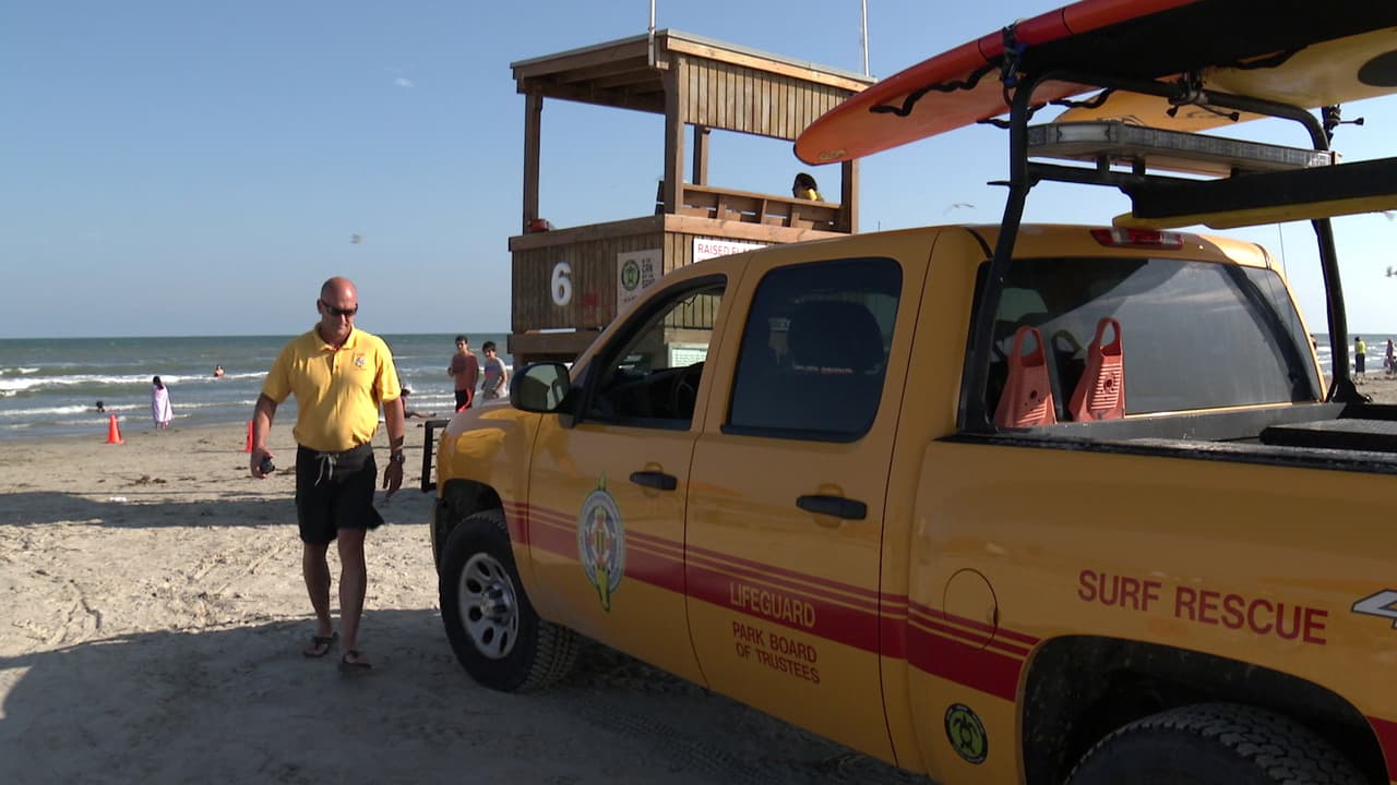 <b><a href="https://tpwd.texas.gov/state-parks/galveston-island" target="_blank">Galveston Island State Park</a></b> es otro de los sitios que estará abierto. Los visitantes deberán tomar algunas medidas para evitar el coronavirus.