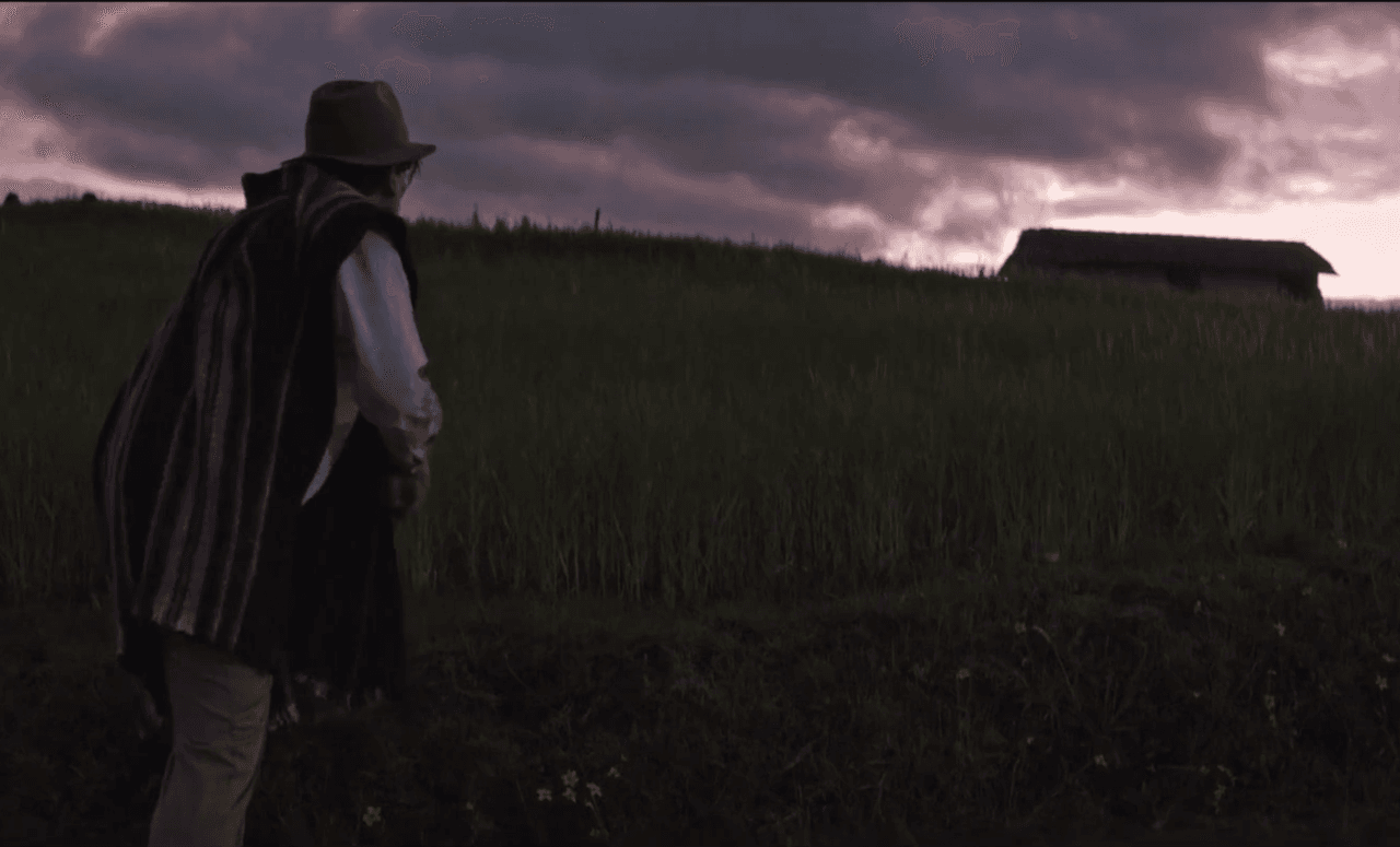 <b>Huaca</b>
<br>Dir. Diego Ortuño
<br>Domingo, 20 de octubre, 8:00PM @ Syndicated Bar Theatre Kitchen, Brooklyn
<br>
<br>“Dos campesinos encuentran un tesoro en medio de los Andes ecuatorianos. Tras desenterrarlo son sorprendidos por su guardián, desatando una persecución que termina con la vida de uno de los ladrones. José, el sobreviviente, encuentra refugio en una casa de adobe en medio del bosque. Pero este escondite se convertirá en una trampa.”