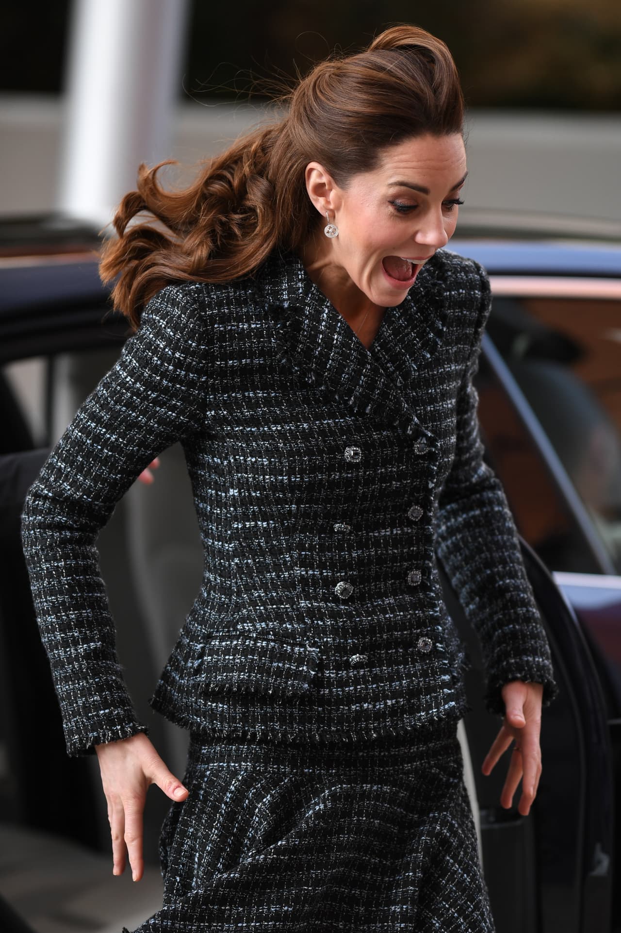 En su rostro se advierte que no contaba con que algo la colocara en esta situación.