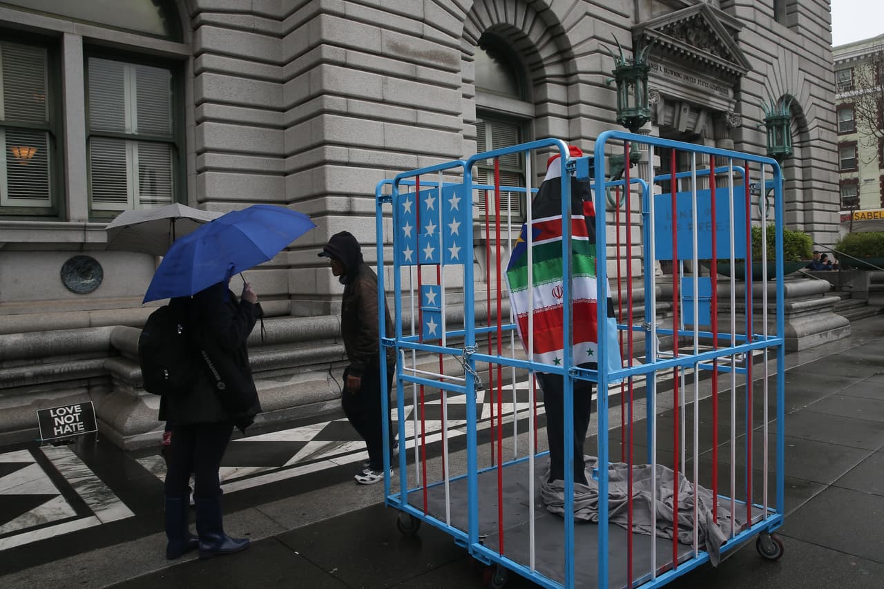 Un panel de tres jueces escuchó los argumentos orales y decidirá el futuro de la orden ejecutiva firmada por Trump.