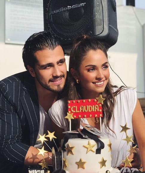 La celebración de esta unión tuvo lugar en San Cristóbal de las Casas, Chiapas (al sur de México), así lo refirió la propia actriz en su publicación.