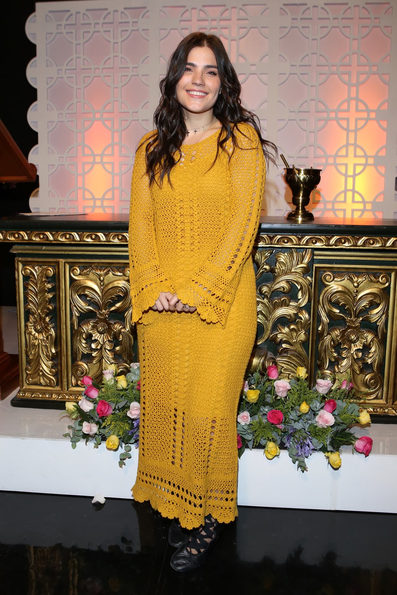 <b>Sofía Garza</b> protagoniza la telenovela '
<b><a href="https://www.univision.com/famosos/en-fotos-victoria-ruffo-omar-fierro-y-sofia-garza-inician-las-grabaciones-de-cita-a-ciegas-fotos" target="_blank">Cita a ciegas',</a></b> pero si se tratara de llevar la ficción a la realidad, ella ya sabe cómo describirse en alguna plataforma digital para conseguir una cita.